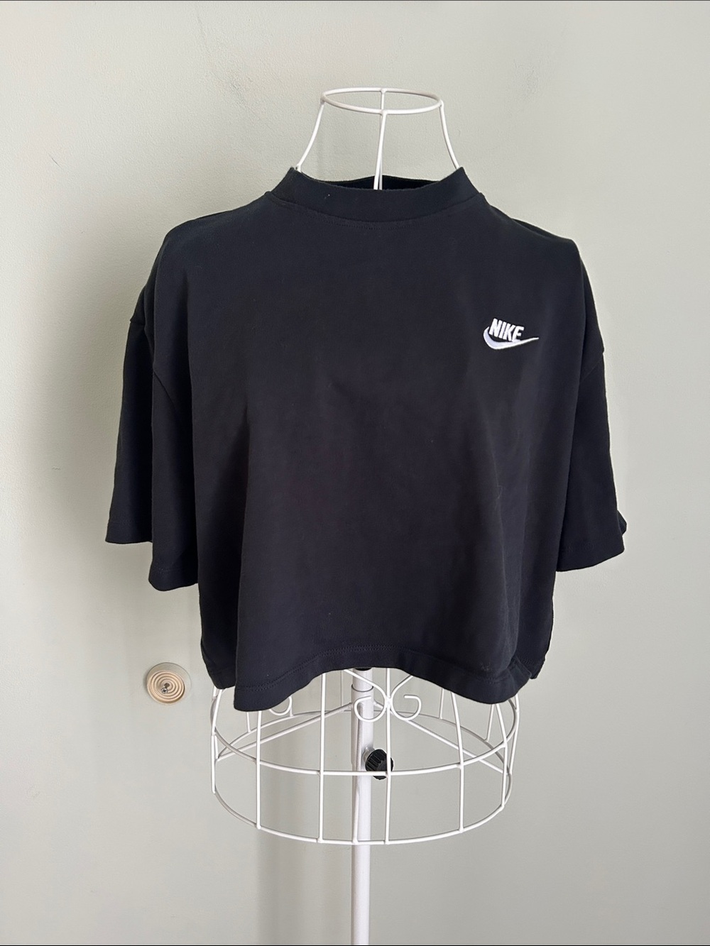 Nike Black Cropped Crew Sweatshirt with White Logo - Picture 3 of 7